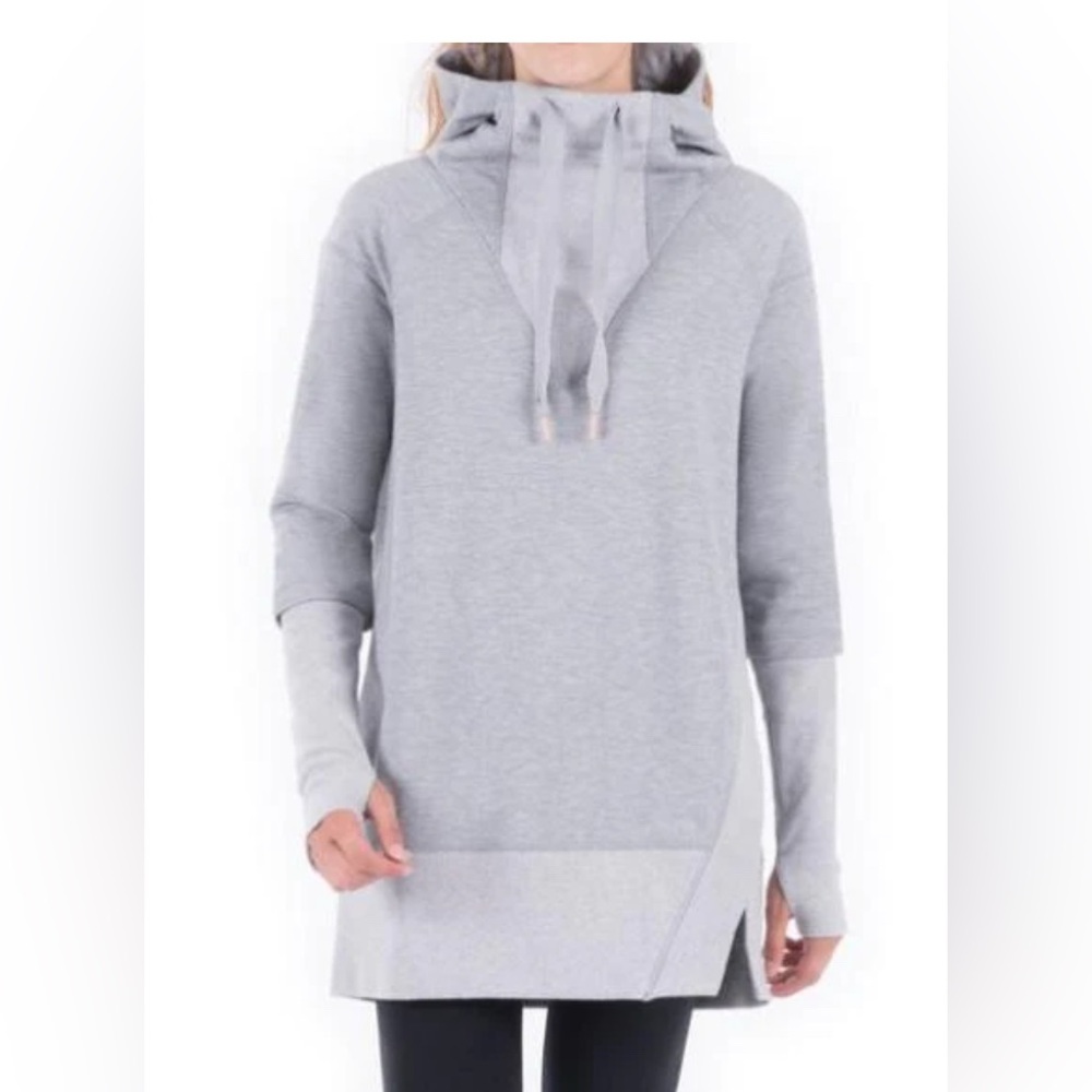 INDYGENA TIMEA HOODIE in GREY